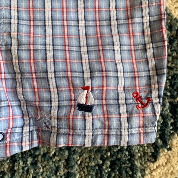 Like new Vitamins Baby romper & hat set 6-9 mon - Picture 2 of 3